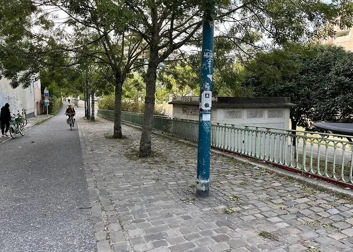 Number 7 Apartment *