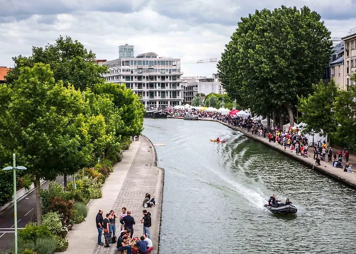 Number 7 Apartment *